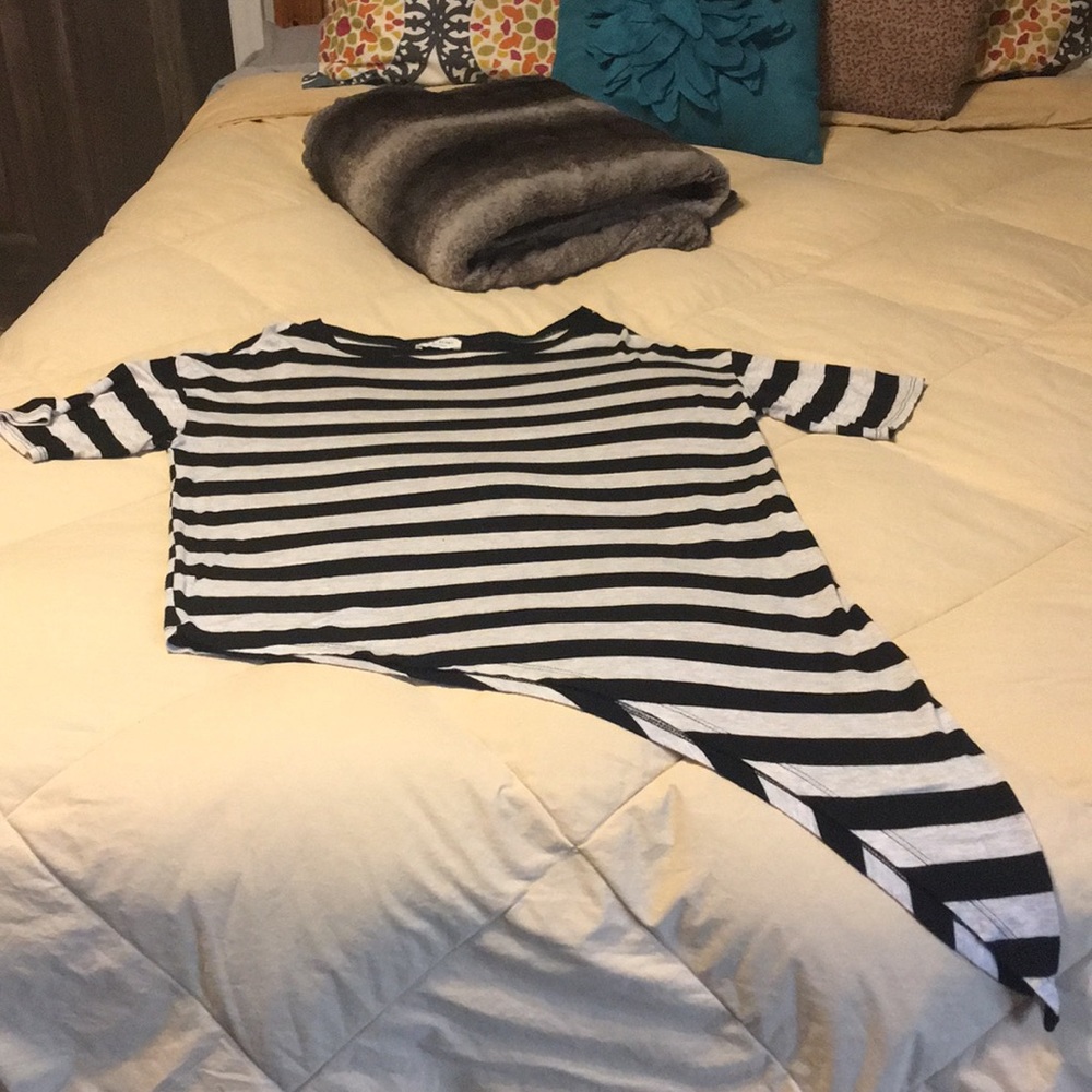 Black & Grey stripe Top Size med. Asymmetrical hem